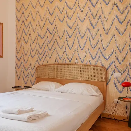 Apartament Uberti 31 - Di Charme In Palazzo D'epoca Mediolan