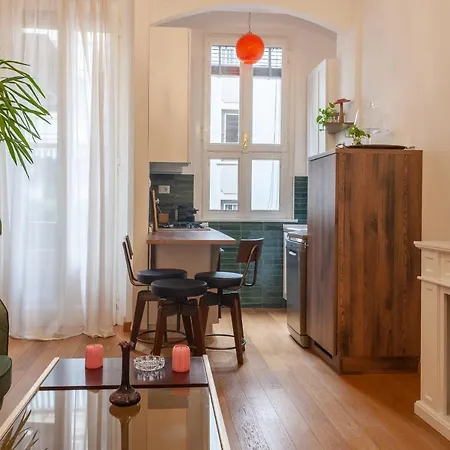 Uberti 31 - Di Charme In Palazzo D'epoca Apartament *